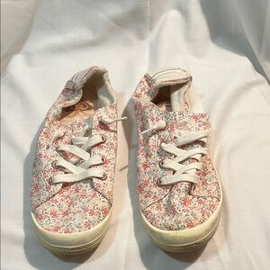 Roxy Floral Sneakers